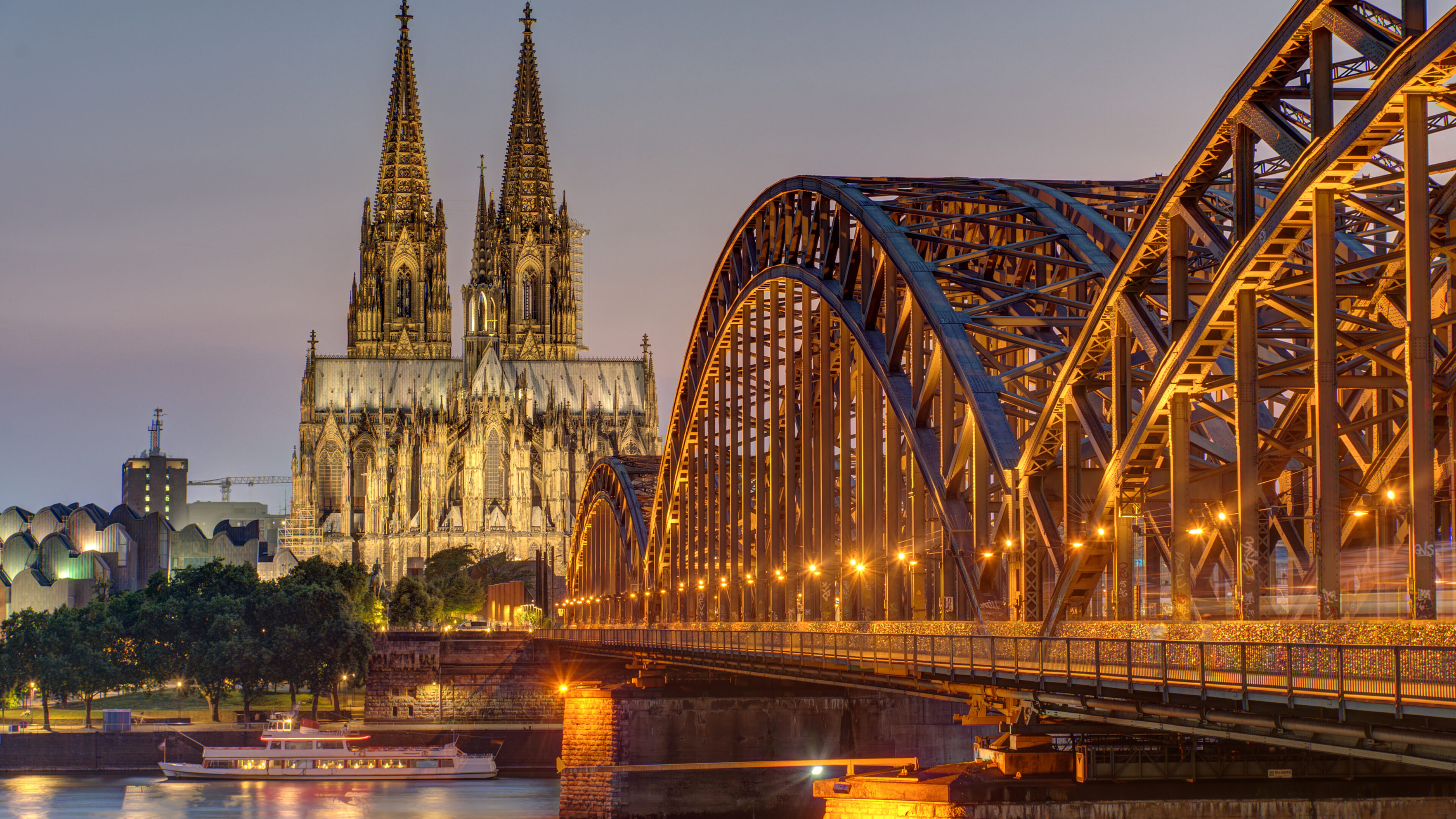 The imposing cathedral of cologne at dusk 2021 08 26 18 12 21 utc